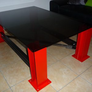 table-en-acier-scaled